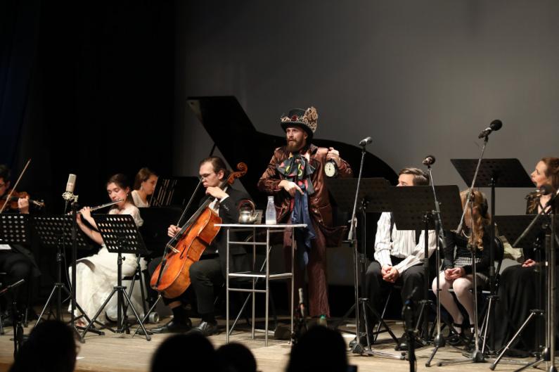 Алиса в стране чудес